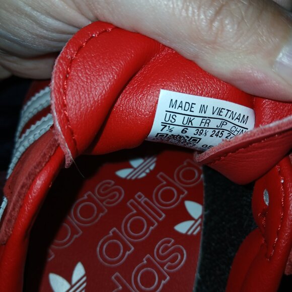 Adidas Samba OG Women Sneakers 8 (Tag is 7.5) Red w/Bonus Pair of Loved Gazelles - Picture 6 of 14